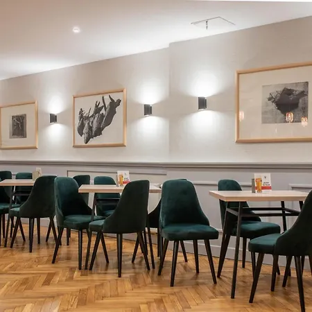 Osrodek Szkoleniowo Wypoczynkowy Galicya Semesteranläggning (resort) 2*