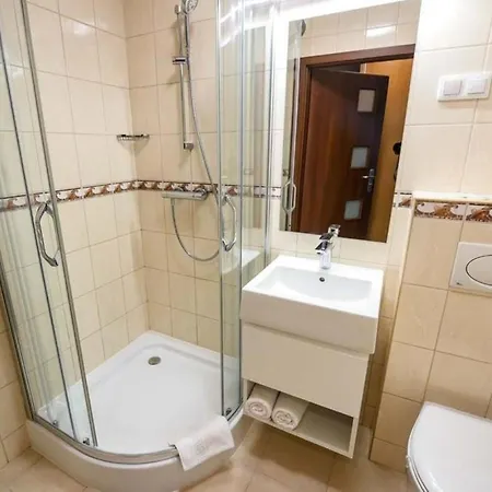 منتجع Osrodek Szkoleniowo Wypoczynkowy Galicya 2*